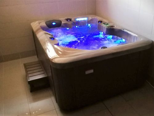 Vířivka MIRA Vlašim