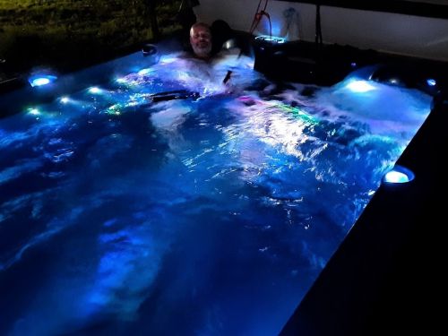 SwimSpa AFRODITA v noci